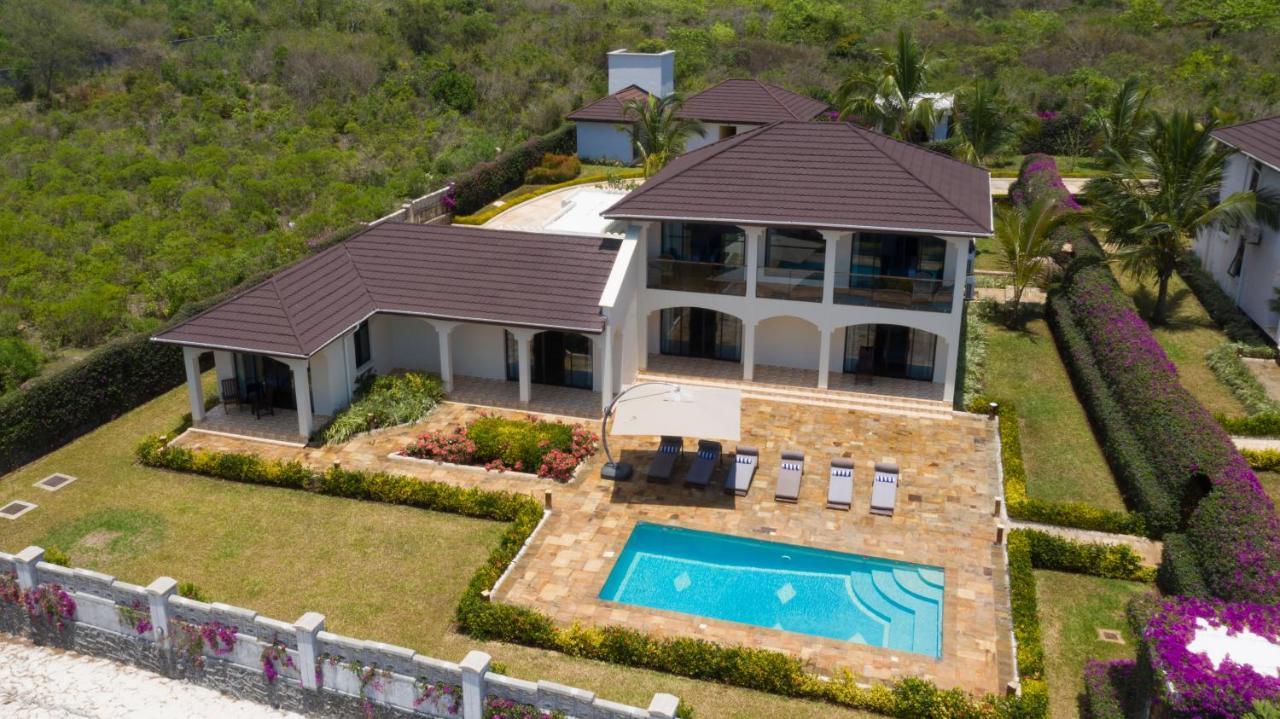 Kena Beach Villas Marumbi Exterior foto
